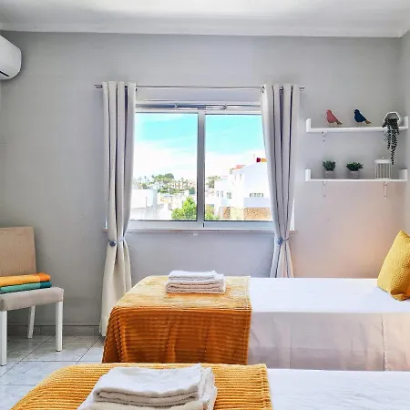 Casa Tombua - Pool - & Center 300m - Ac - Wifi