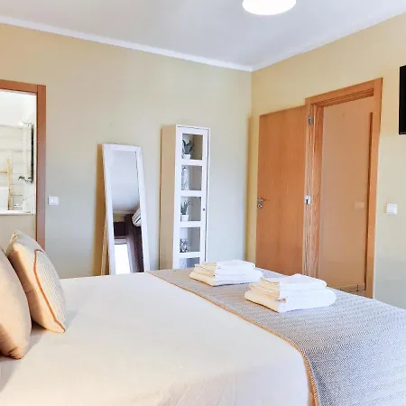 Casa Tômbua - Pool - Beach&center 300m - Ac - Wifi *