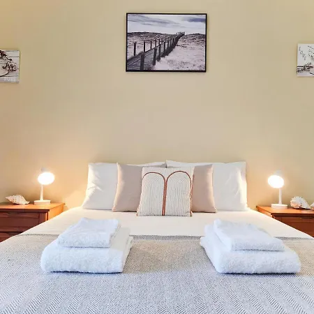 Casa Tombua - Pool - & Center 300m - Ac - Wifi Καρβοέιρο